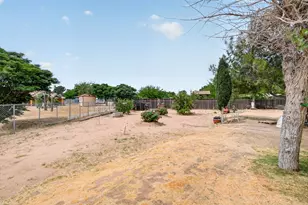 9102 Camphor, Hesperia, CA 92345 - Photo 29