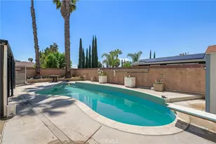 28975 Gladiolus Dr, Canyon Country, CA 91387 - Photo 15