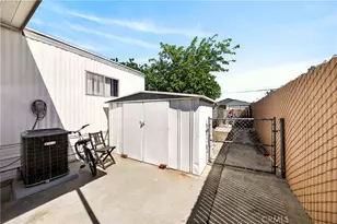 15668 Calico, Victorville, CA 92395 - Photo 13