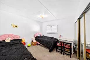 15668 Calico, Victorville, CA 92395 - Photo 37