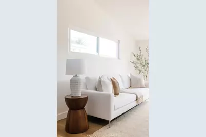 2566 Oxford, Costa Mesa, CA 92626 - Photo 17