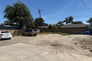 1212 E Sycamore St, Anaheim, CA 92805 - Photo 3