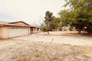 15151 Tonikan Ct, Apple Valley, CA 92307 - Photo 13
