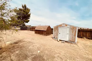 15151 Tonikan Ct, Apple Valley, CA 92307 - Photo 51