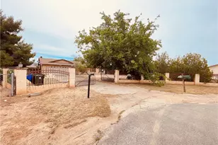 15151 Tonikan Ct, Apple Valley, CA 92307 - Photo 11