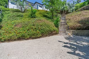 1756 Rotary Dr, Los Angeles, CA 90026 - Photo 45