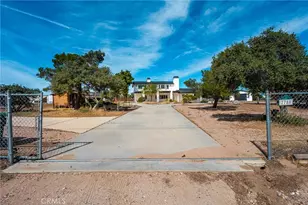 7788 Columbine, Oak Hills, CA 92344 - Photo 3