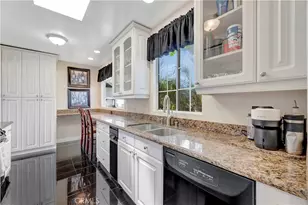 2916 Charlemagne Ave, Long Beach, CA 90815 - Photo 9