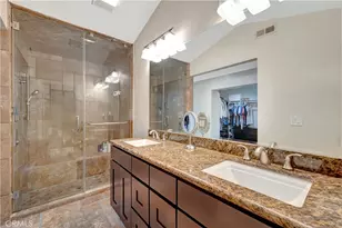 2916 Charlemagne Ave, Long Beach, CA 90815 - Photo 15