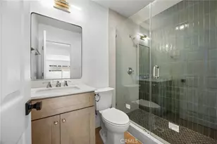 725 N Hanover, Anaheim, CA 92801 - Photo 33