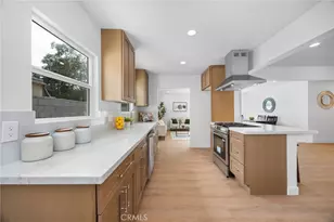 725 N Hanover, Anaheim, CA 92801 - Photo 13