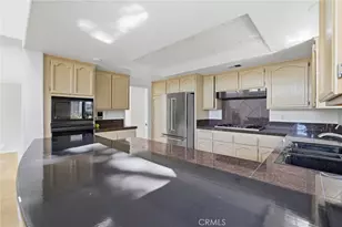 520 Lexington Ct, Long Beach, CA 90803 - Photo 29