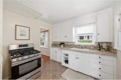 624 Temple Avenue, Long Beach, CA 90814 - Photo 17