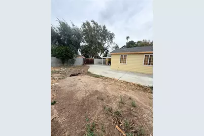 7253 Loma Verde Avenue, Canoga Park, CA 91303 - Photo 3