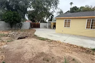 7253 Loma Verde Ave, Canoga Park, CA 91303 - Photo 3