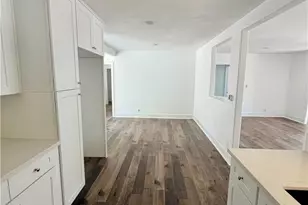 7253 Loma Verde Ave, Canoga Park, CA 91303 - Photo 7