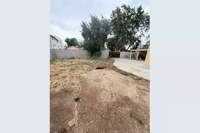 7253 Loma Verde Avenue, Canoga Park, CA 91303 - Photo 3