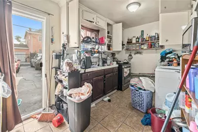 6118 S Main, Los Angeles, CA 90003 - Photo 29