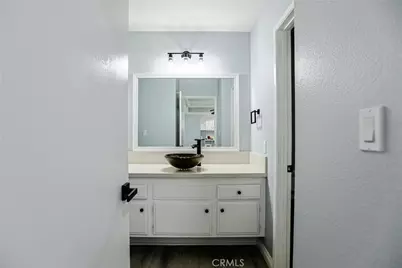278 N Wilshire #C8, Anaheim, CA 92801 - Photo 21