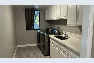 2520 San Antonio, Upland, CA 91784 - Photo 29