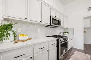 891 E Cottonwood St, Ontario, CA 91761 - Photo 5