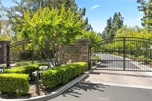 1351 Canterbury Ln, Fullerton, CA 92831 - Photo 37