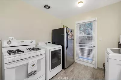 3619 W Myra Avenue, Anaheim, CA 92804 - Photo 9