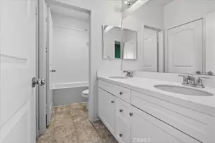 9701 Hawkeye Ln, Anaheim, CA 92804 - Photo 23