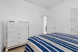 9701 Hawkeye Ln, Anaheim, CA 92804 - Photo 21