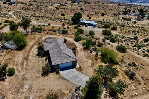 20465 Piedmont Dr, Apple Valley, CA 92308 - Photo 5