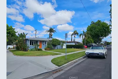 2001 Carfax, Long Beach, CA 90815 - Photo 5