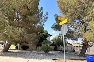 12745 Navajo Rd, Apple Valley, CA 92308 - Photo 3