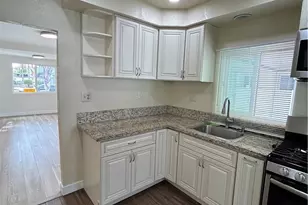 2033 W Burnett St, Long Beach, CA 90810 - Photo 3