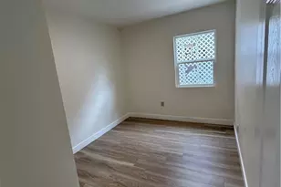 2033 W Burnett St, Long Beach, CA 90810 - Photo 9