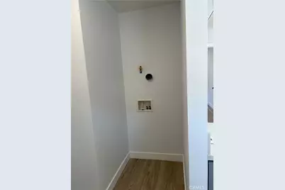 2033 W Burnett Street, Long Beach, CA 90810 - Photo 21