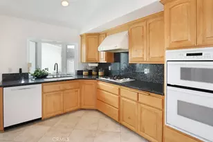 21142 Cupar, Huntington Beach, CA 92646 - Photo 7