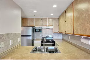 450 E 4th Street, Santa Ana, CA 92701 - Photo 9
