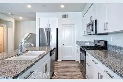 928 E Twill Court, Anaheim, CA 92802 - Photo 5