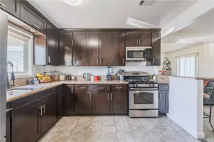 13138 Rosecrans Ave, Norwalk, CA 90650 - Photo 9