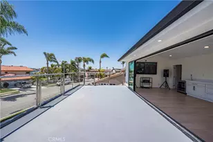 16572 Carousel, Huntington Beach, CA 92649 - Photo 39