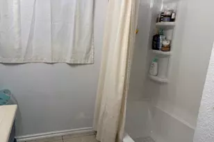 7249 Marcelle, Paramount, CA 90723 - Photo 17