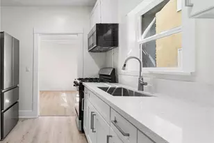 323 W 4th, Long Beach, CA 90802 - Photo 19