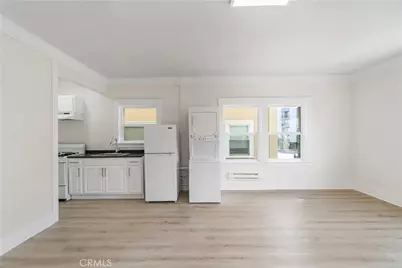 323 W 4th, Long Beach, CA 90802 - Photo 9