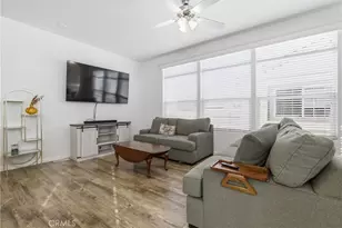 56 Maple, Anaheim, CA 92801 - Photo 5