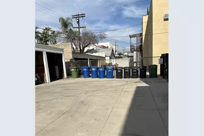 733 N Ridgewood Place, Los Angeles, CA 90038 - Photo 15