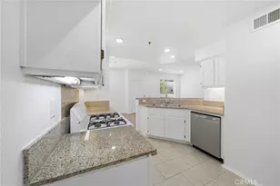 12921 Ternberry Ct, Tustin, CA 92782 - Photo 11