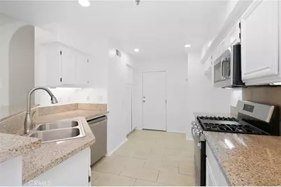 12921 Ternberry Court, Tustin, CA 92782 - Photo 9