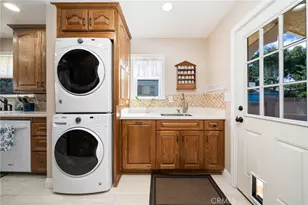 11442 212th St, Lakewood, CA 90715 - Photo 11