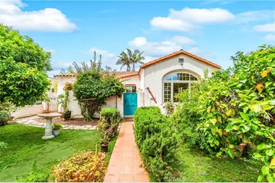 2835 Chestnut Avenue, Long Beach, CA 90806 - Photo 1
