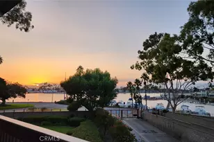 5203 S Marina Pacifica Dr, Long Beach, CA 90803 - Photo 15